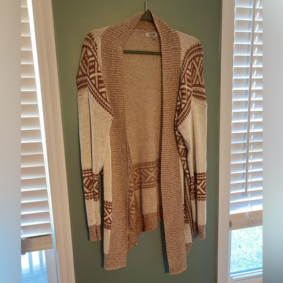 Aztec print rust color cardigan - Picture 2 of 3